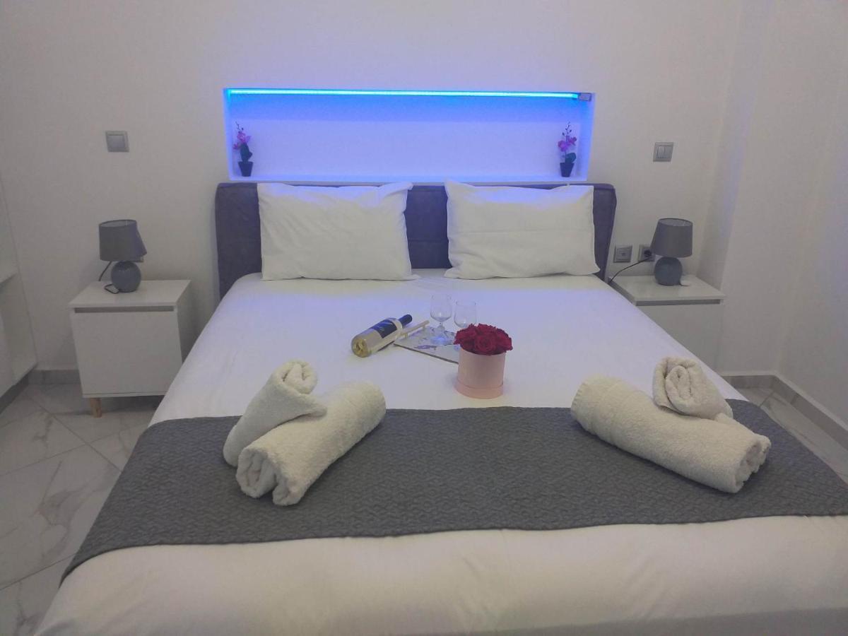 Infinity Blue Suite Panteli Exterior photo