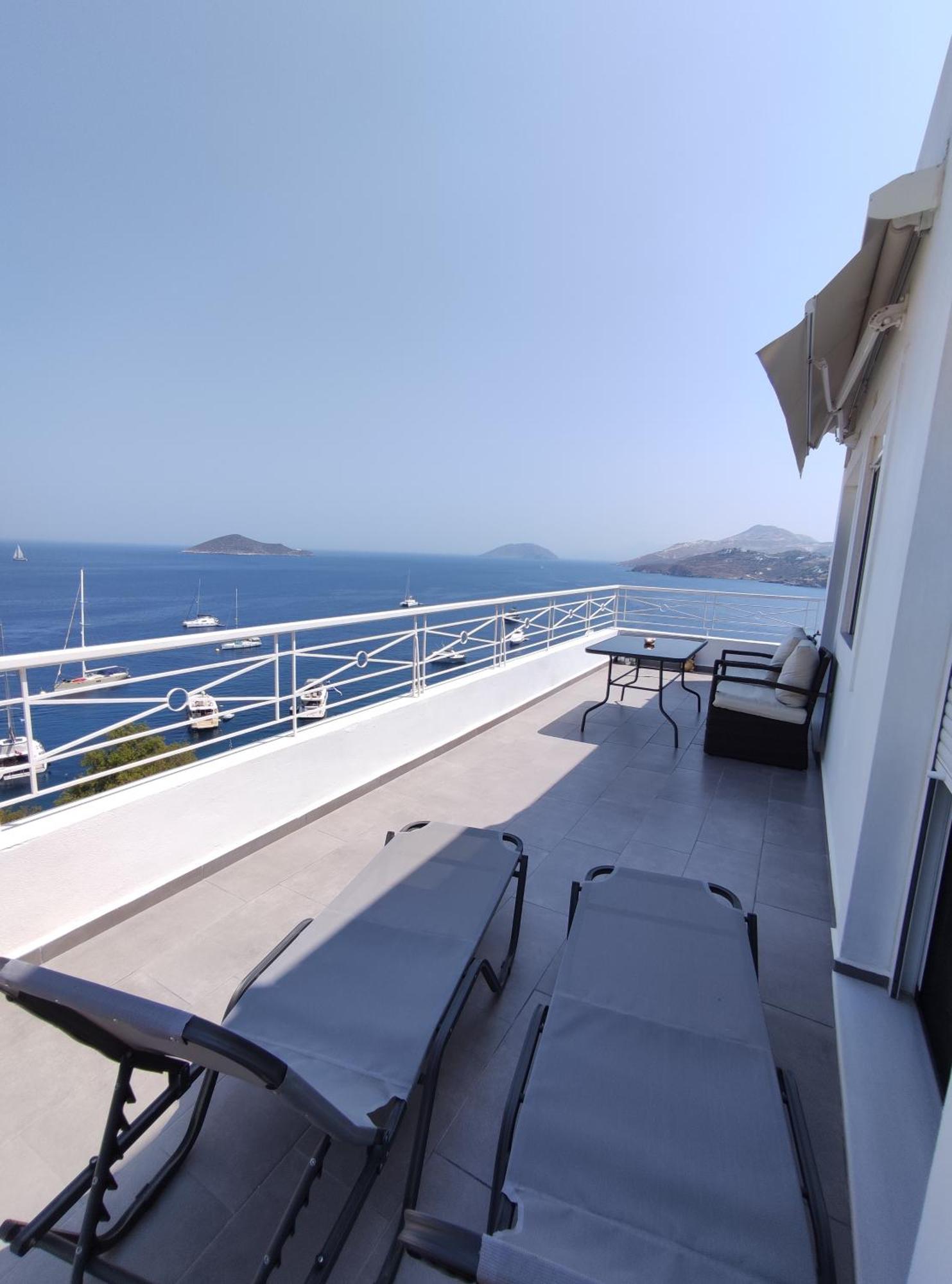 Infinity Blue Suite Panteli Exterior photo