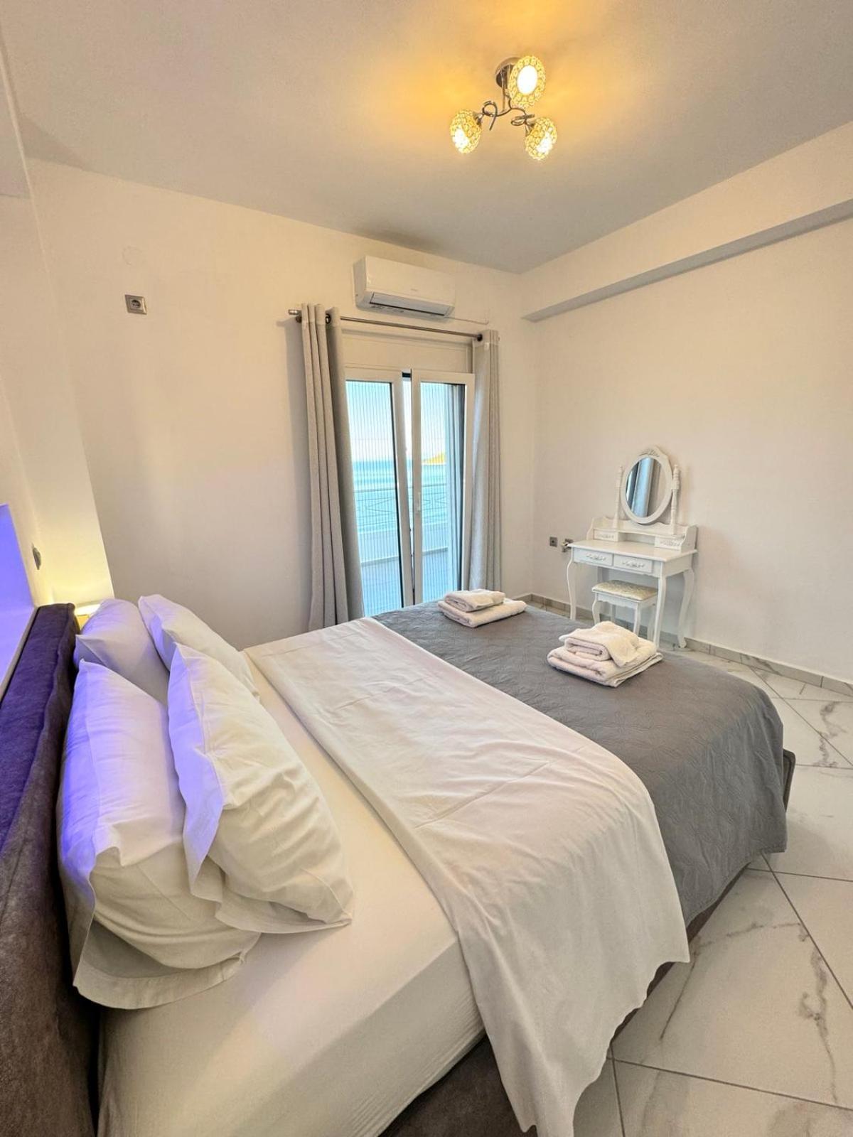 Infinity Blue Suite Panteli Exterior photo